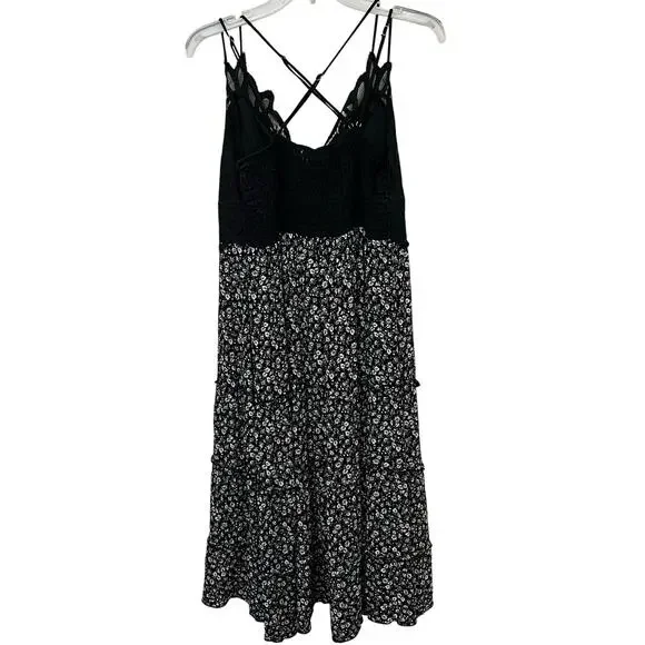 Rue‎ + Women’s Strappy Dress Plus Sz 2X Black/White Lace Tiered Stretch - Picture 2 of 6